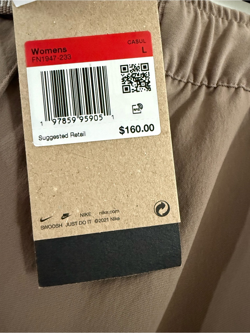 Nike ACG Wide Leg Cargo Pants in Taupe - Picture 5 of 11